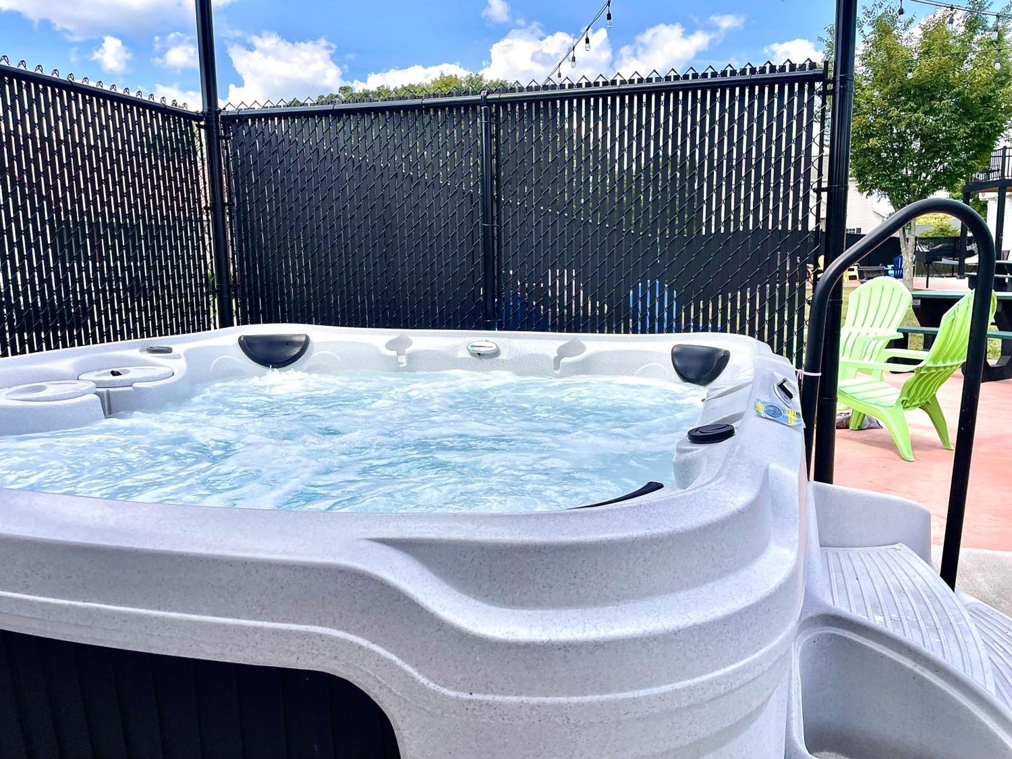 Tiny Home With Hot Tub Near Ft Leonard Wood! Waynesville Екстер'єр фото